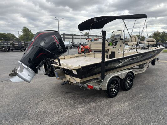 2020 Lowe 22 Bay