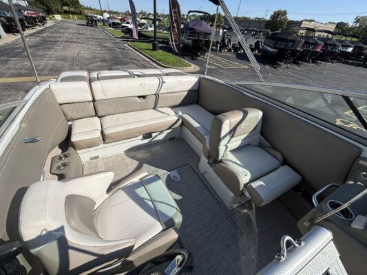 2020 Crownline 225 SS