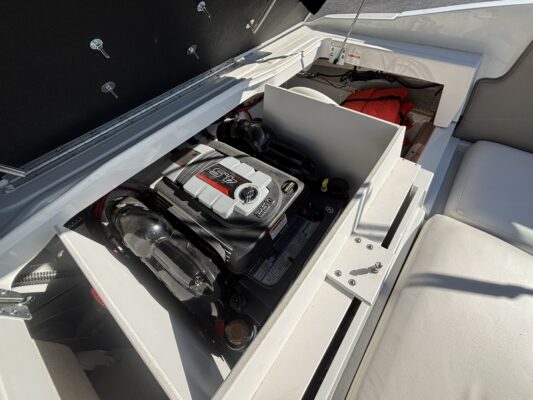 2020 Crownline 225 SS
