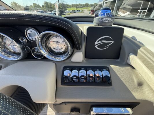 2020 Crownline 225 SS