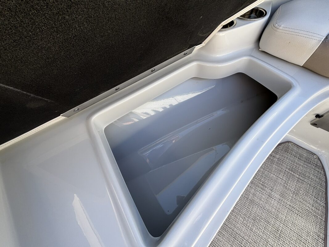 2020 Crownline 225 SS