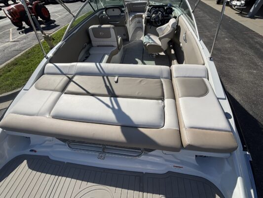 2020 Crownline 225 SS