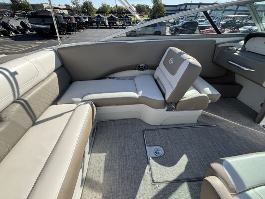 2020 Crownline 225 SS