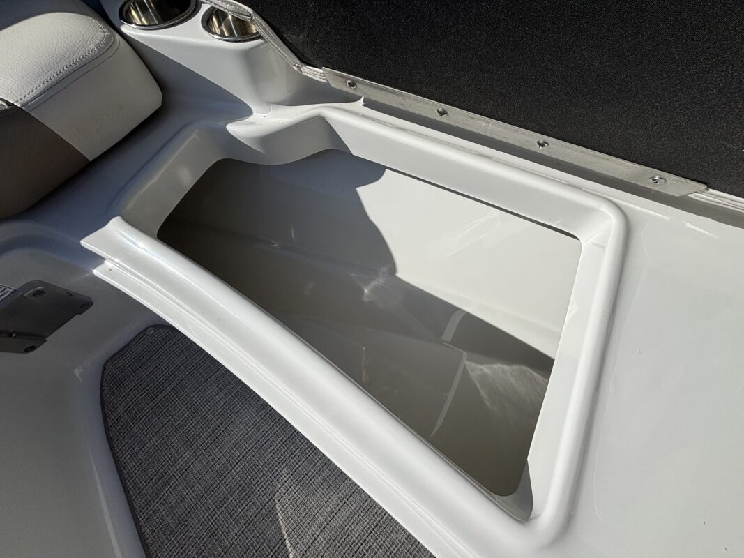2020 Crownline 225 SS