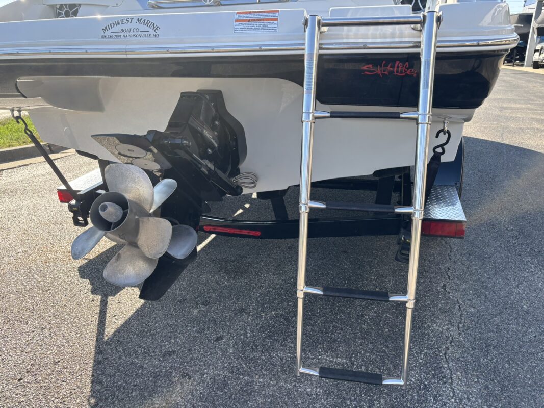 2020 Crownline 225 SS