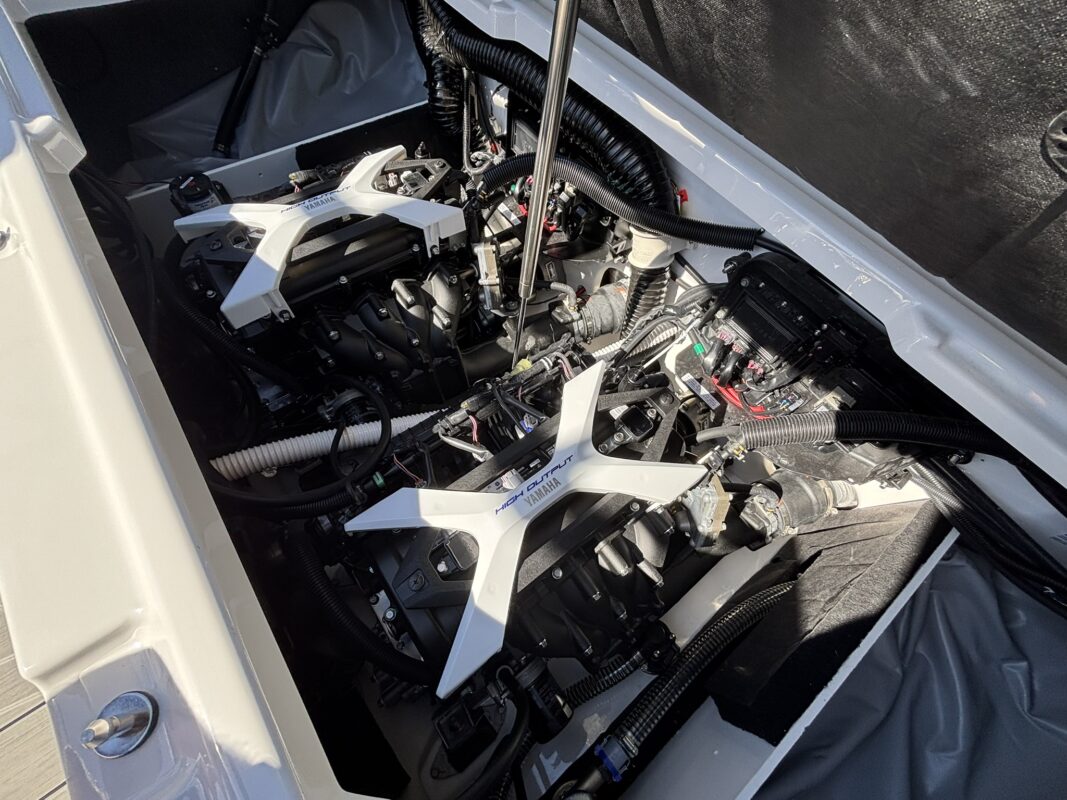 2027 YAMAHA JET 222 XD