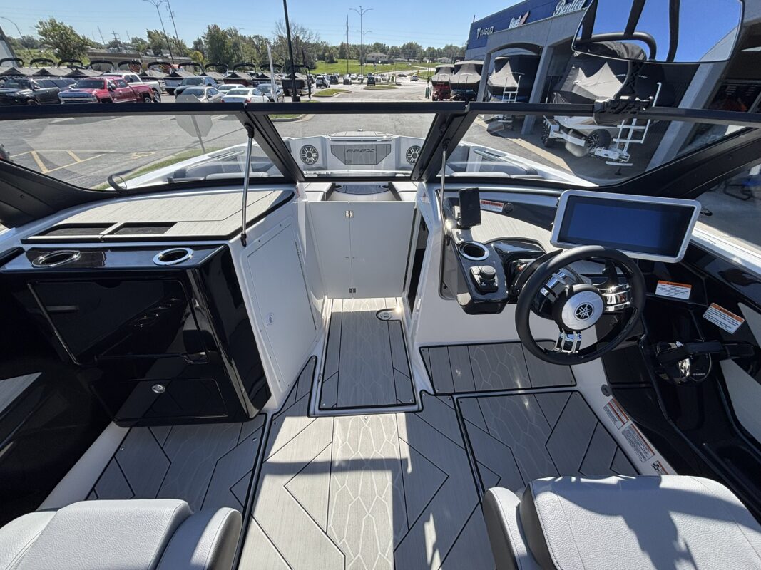 2027 YAMAHA JET 222 XD