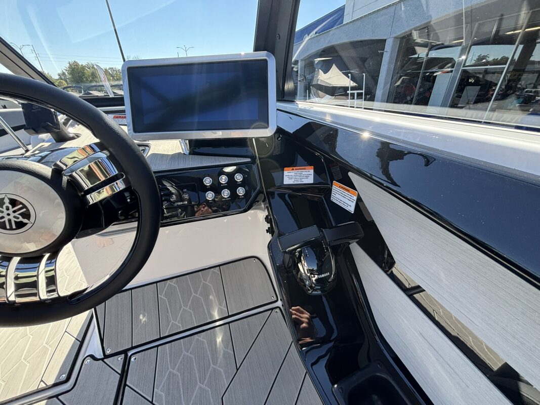 2027 YAMAHA JET 222 XD