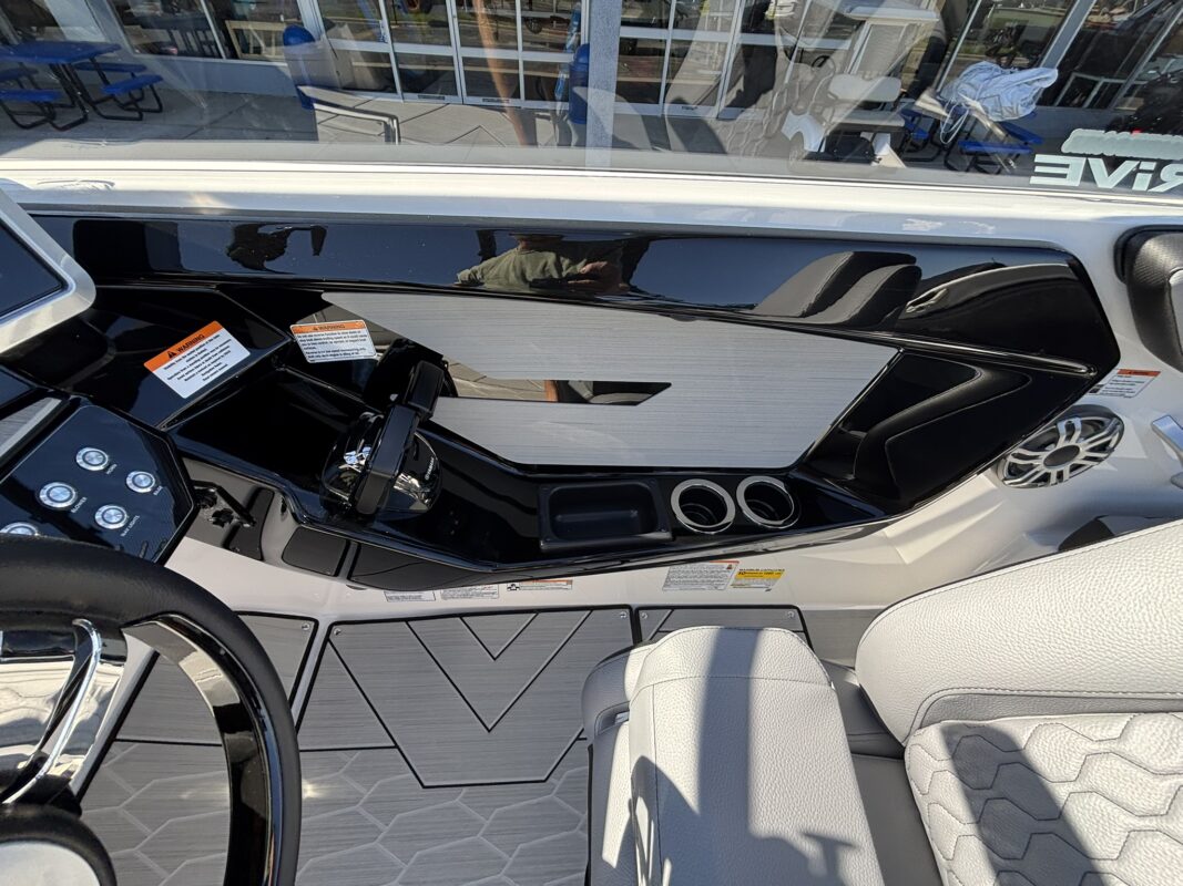 2027 YAMAHA JET 222 XD