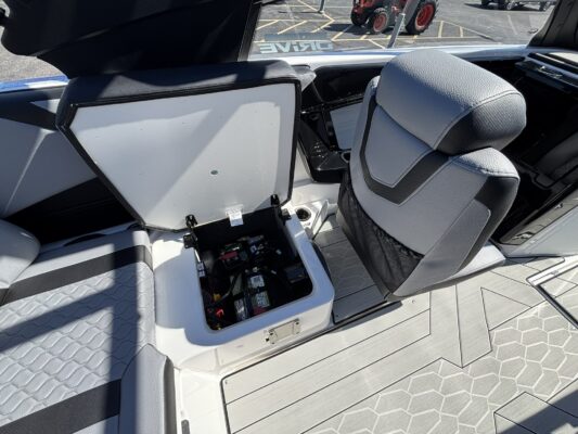 2027 YAMAHA JET 222 XD