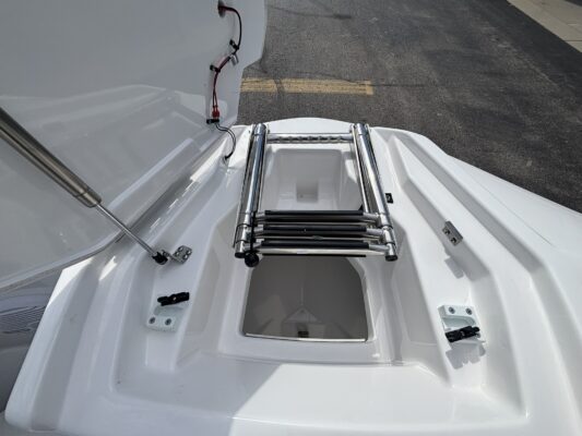 2027 YAMAHA JET AR 220